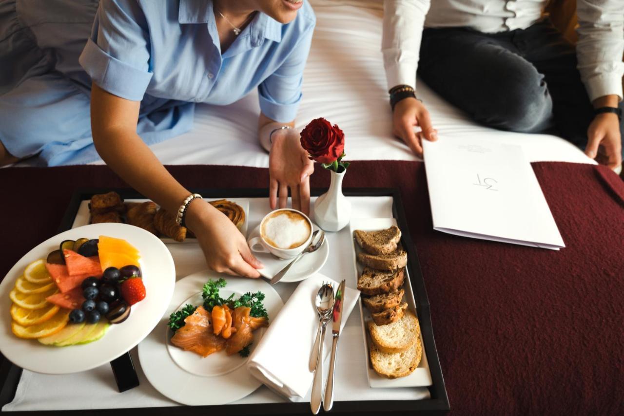 3T Boutique Hotel Ивреа Экстерьер фото